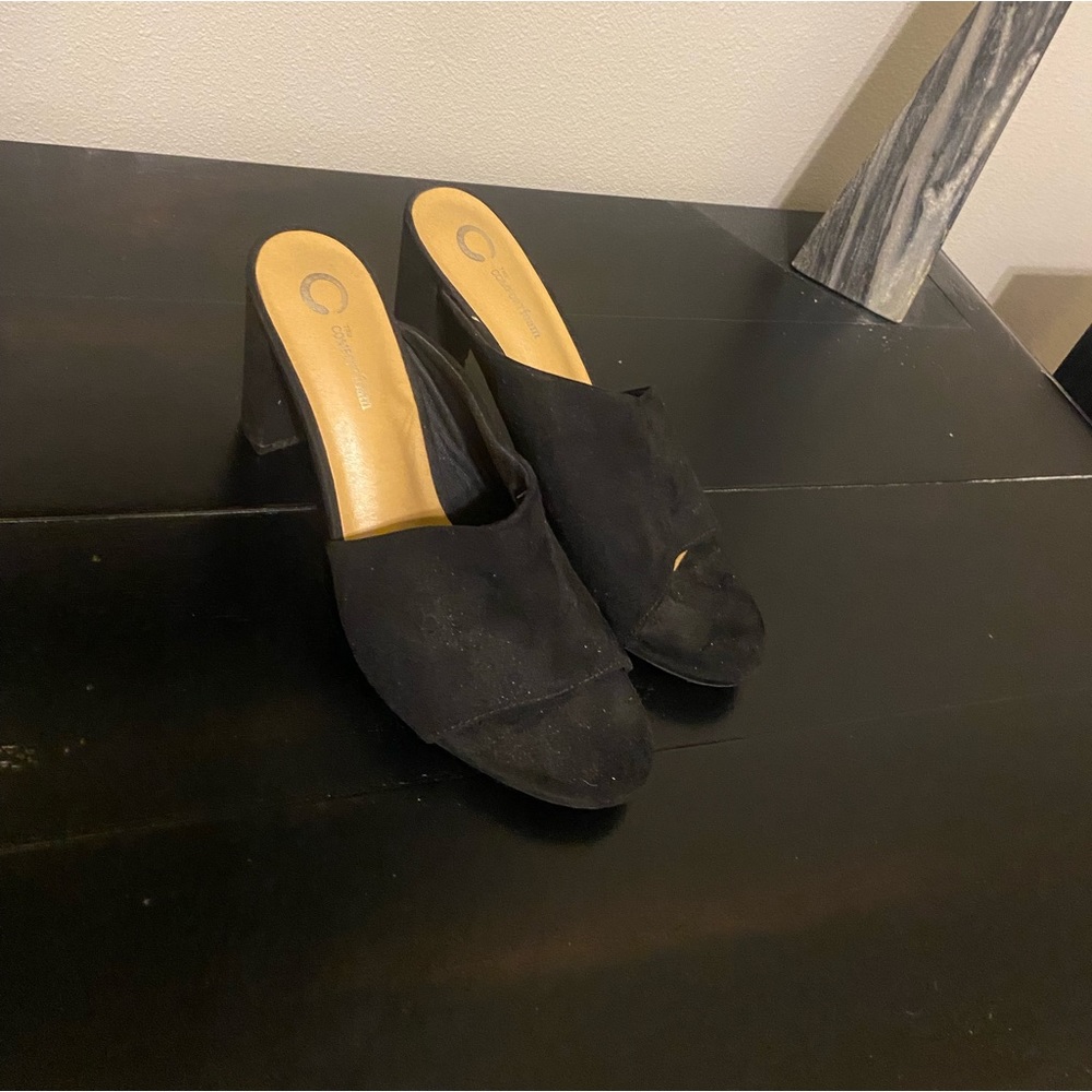 True Comfort foam black open toe heels